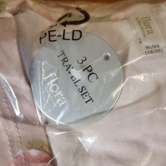 Flora Nikrooz 3 Piece Travel Pajamas Set Size XL 18/20 Pink Floral - Picture 5 of 6